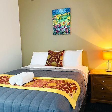 Mid Valley Motel Morwell Esterno foto
