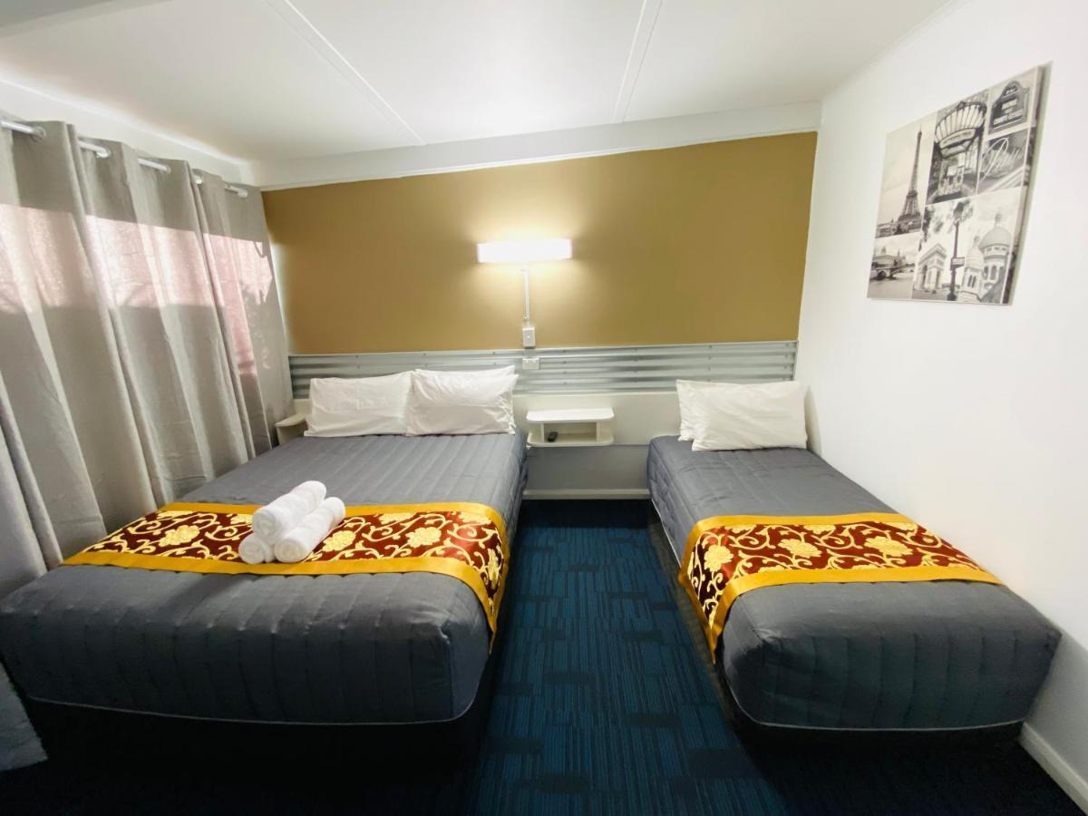 Mid Valley Motel Morwell Esterno foto