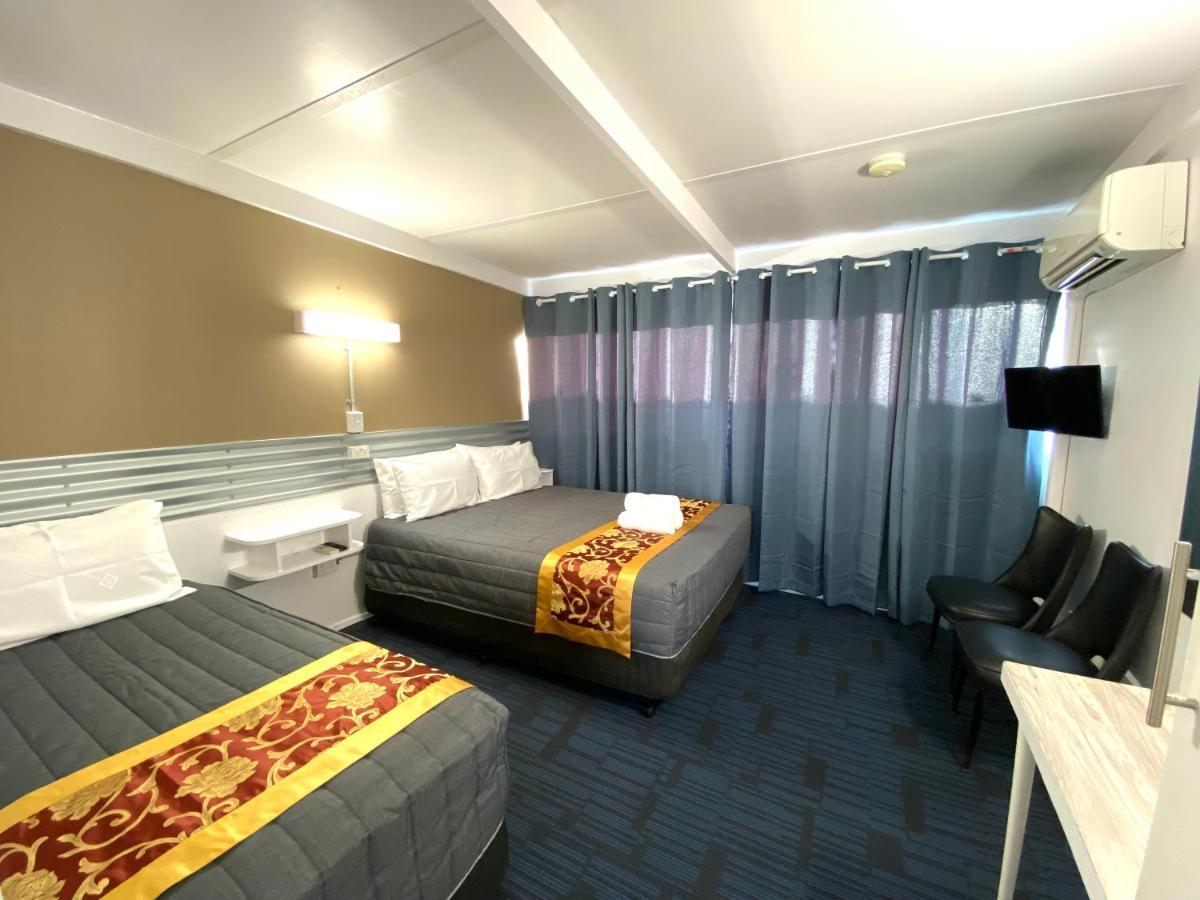 Mid Valley Motel Morwell Esterno foto