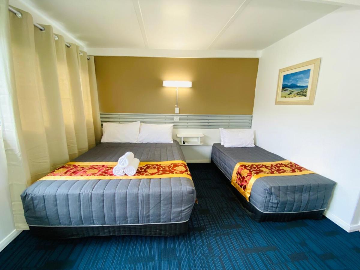 Mid Valley Motel Morwell Esterno foto