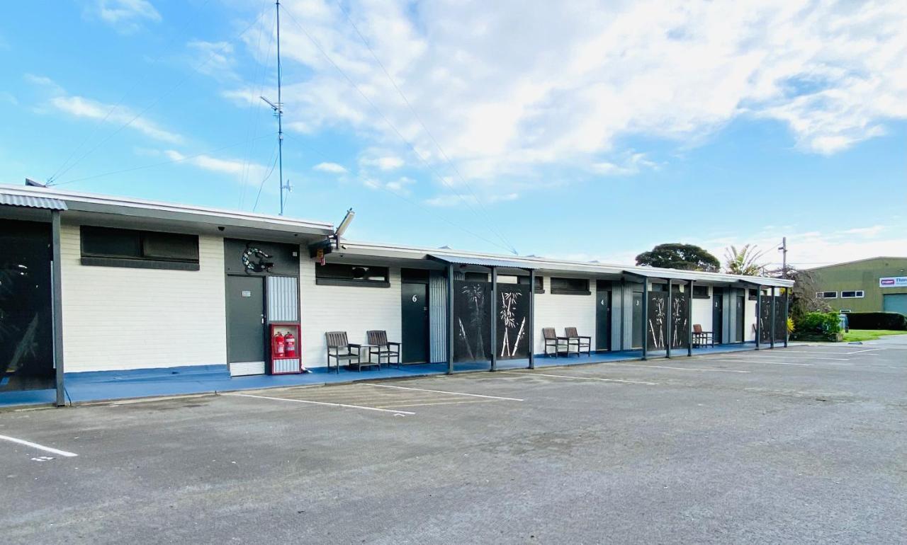 Mid Valley Motel Morwell Esterno foto
